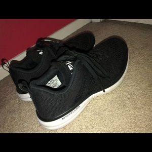 APL Running Shoes